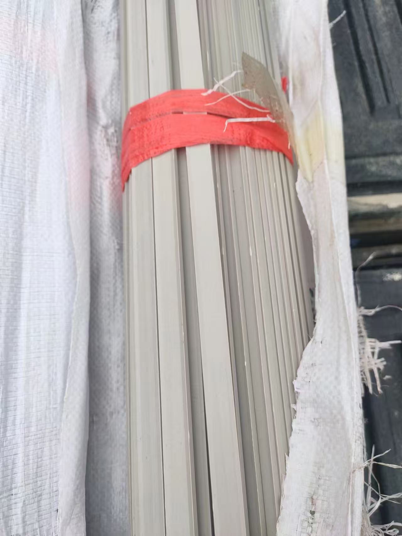 水磨石塑胶分隔条