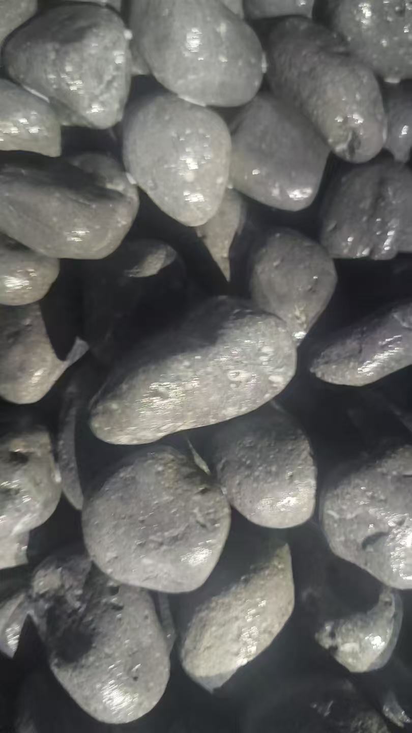 水磨石黑色砾石和黑色球石