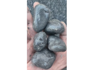 水磨石黑色砾石和黑色球石